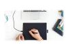 Imagen de Wacom One by Wacom - Digitalizador - tamaño mediano - diestro y zurdo - 21.6 x 13.5 cm - electromagnético - cableado - USB - negro, rojo