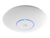 Imagen de Ubiquiti UniFi AP-AC Pro - Punto de acceso inalámbrico - Wi-Fi - 2.4 GHz, 5 GHz - alimentación cc